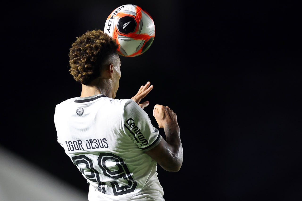 Igor Jesus do Botafogo na derrota para o Vasco em São Januário