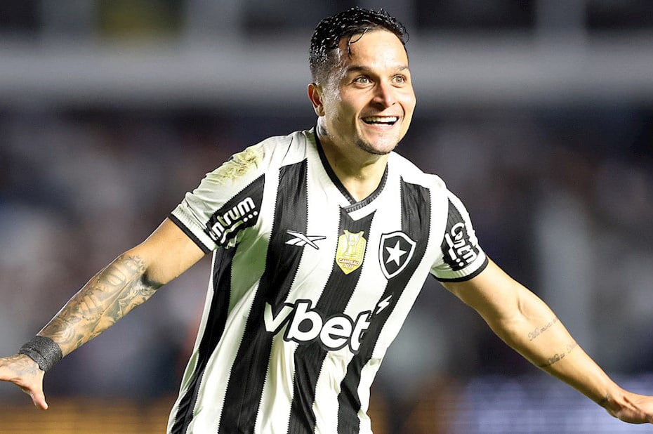 Botafogo x Ceará onde assistir – Artur comemorando gol contra o Santos na Vila Belmiro